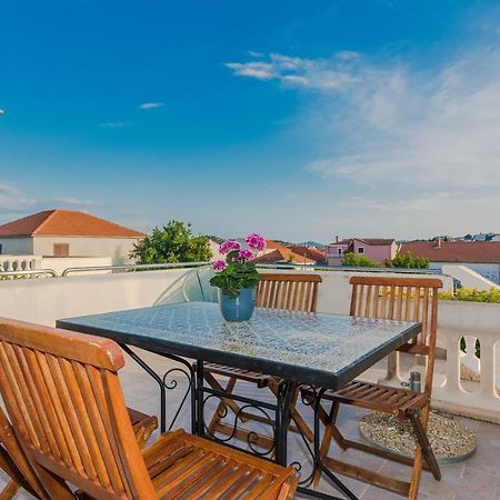 Apartments Barbara Tribalj Εξωτερικό φωτογραφία
