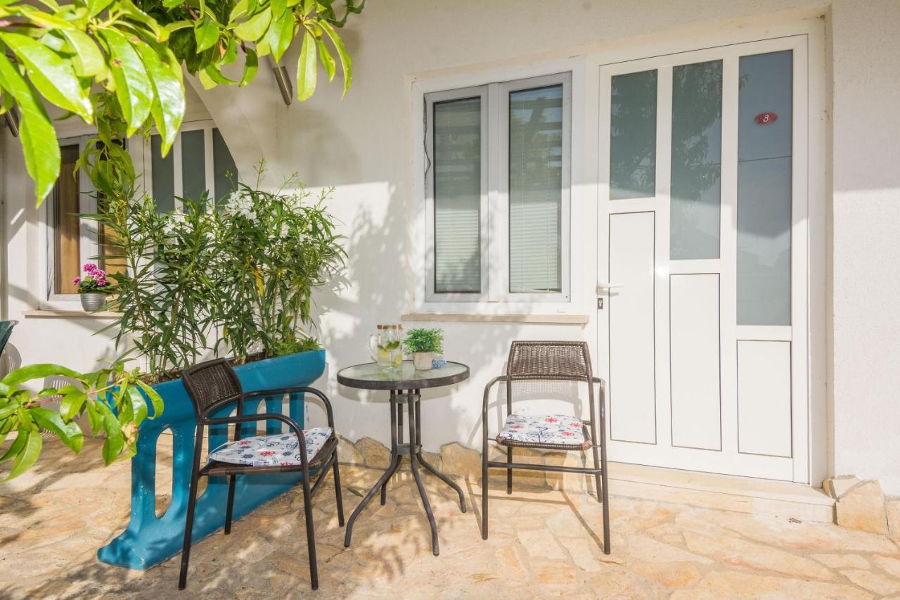 Apartments Barbara Tribalj Εξωτερικό φωτογραφία
