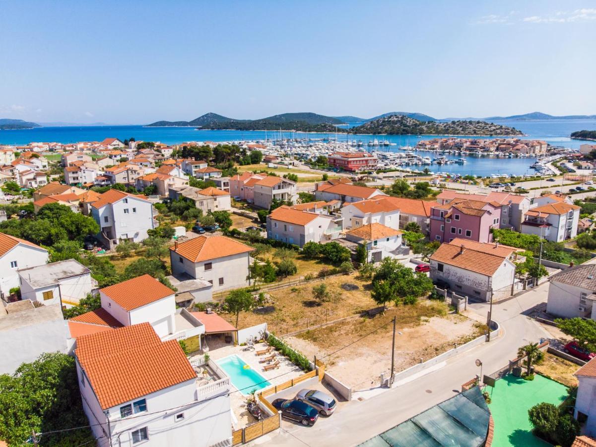 Apartments Barbara Tribalj Εξωτερικό φωτογραφία