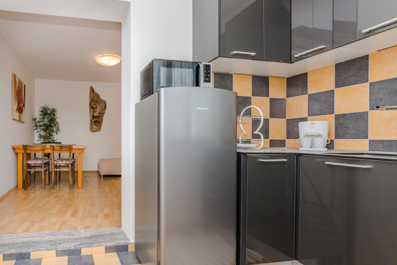 Apartments Barbara Tribalj Εξωτερικό φωτογραφία